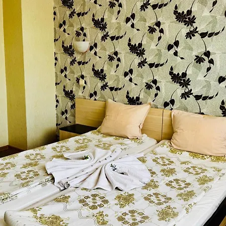 Eos Hotell Kiten (Burgas)