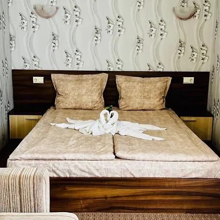 Hotell Eos Kiten (Burgas)