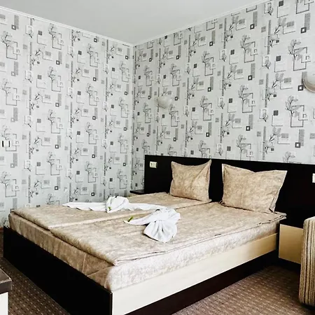 Eos Hotell Kiten (Burgas)