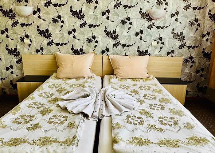 Хотел еос Китен